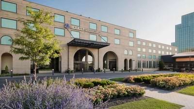 Hyatt Regency Schaumburg exterior